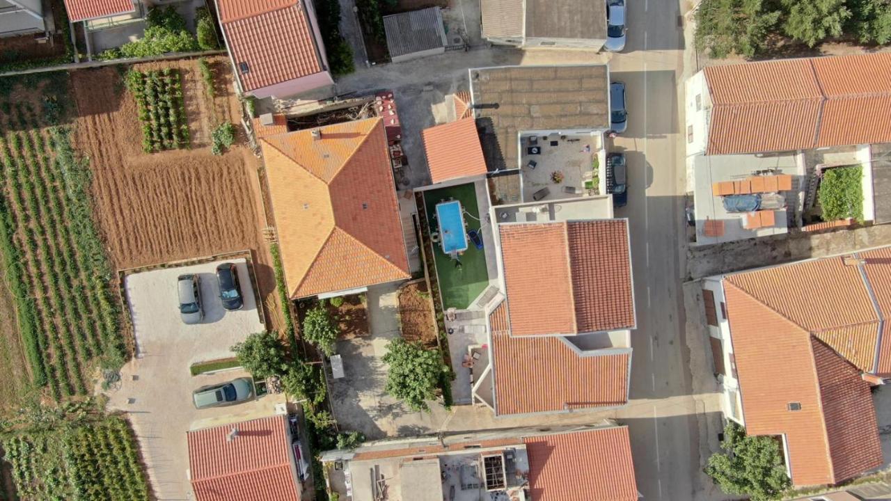 Modern Holiday Apartment "Libra" With Swimming Pool ポセダリェ エクステリア 写真