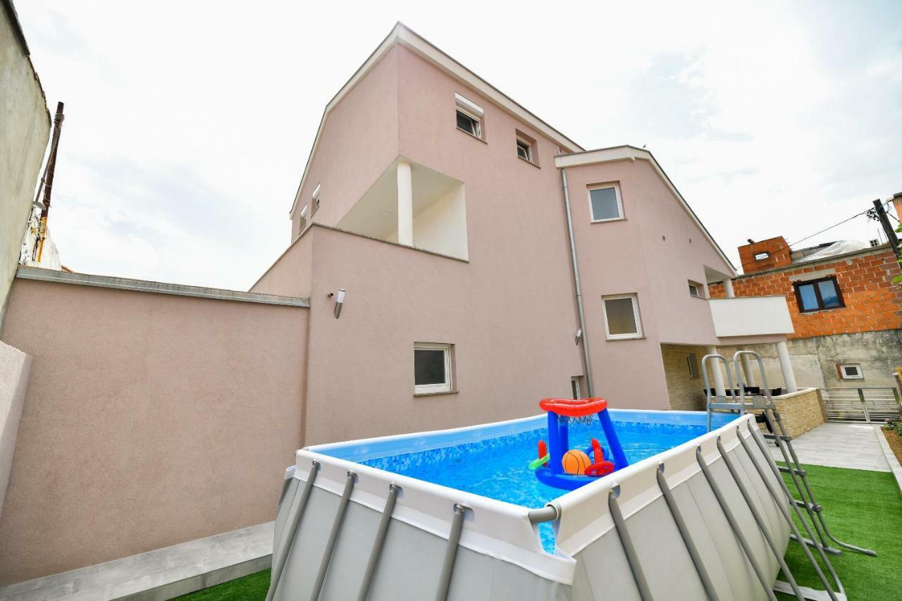 Modern Holiday Apartment "Libra" With Swimming Pool ポセダリェ エクステリア 写真